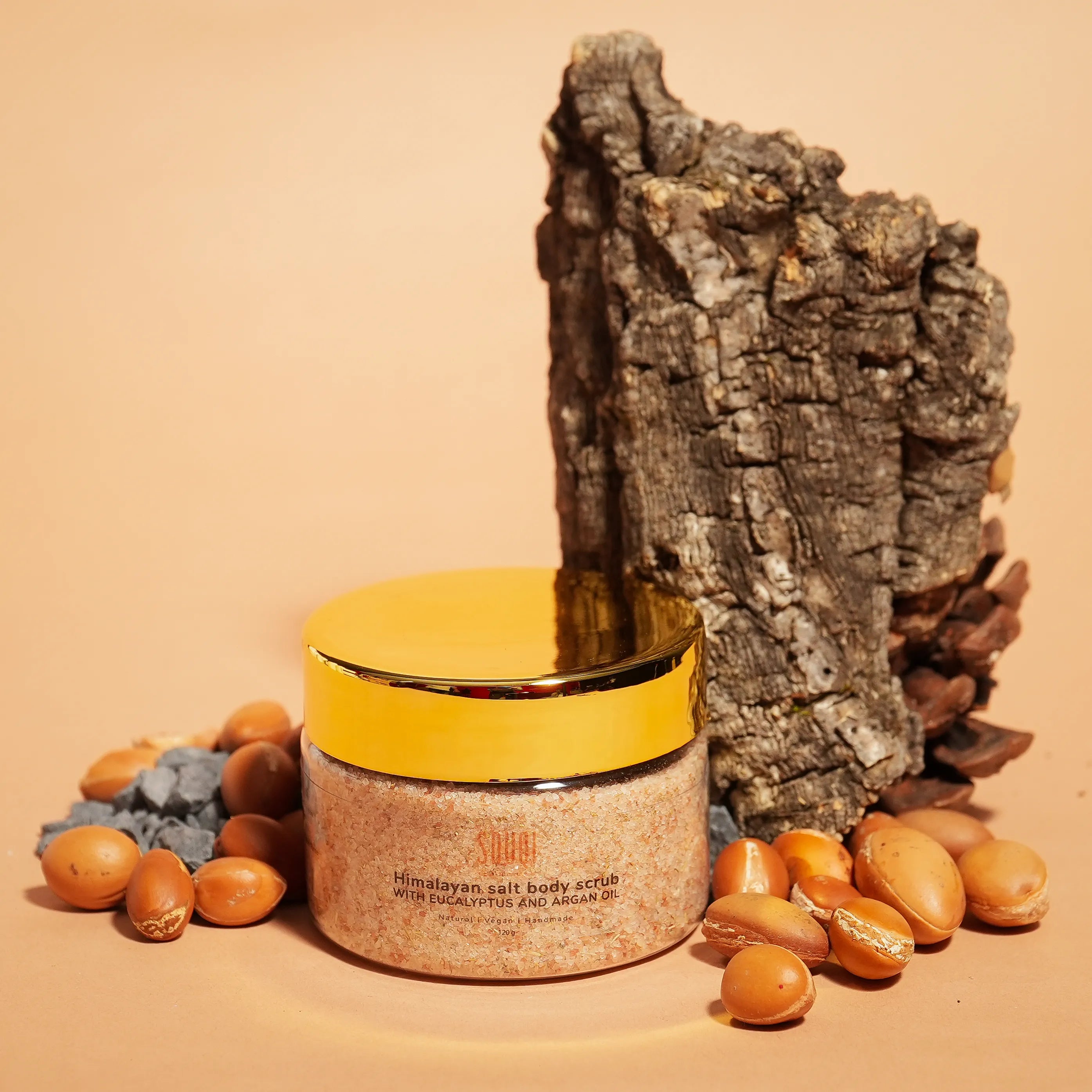 Himalaya zout Body scrub met eucalyptus - SOUQI NL