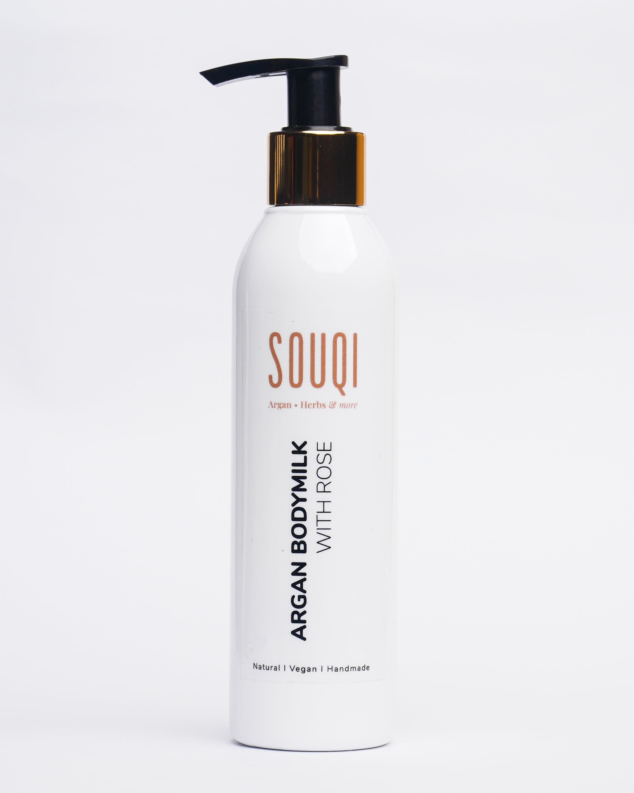 Souqi Argan Bodymilk Rozen in gebruik - hydrateert en voedt de huid met een romantische naturlijke rozengeur