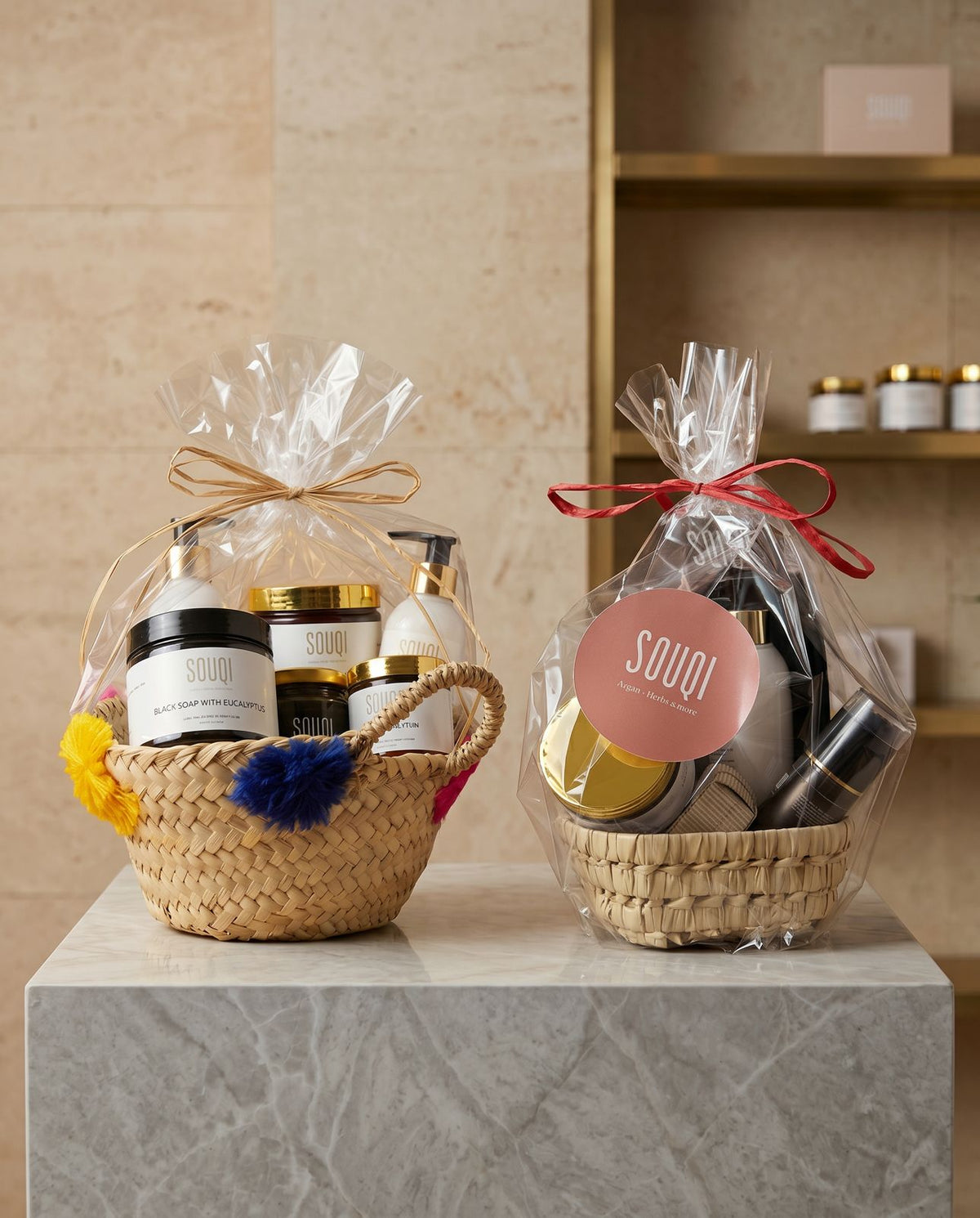 Souqi giftsets in handgemaakte Marokkaanse cadeaumandjes, feestelijk verpakt — natuurlijke verzorging als cadeau